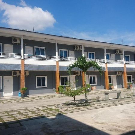 Liberty Homestay Parit (Riau) Exterior foto